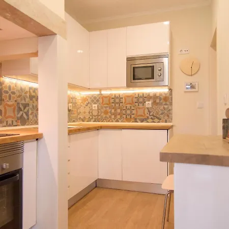 Anjos Lovers - Cozy & Bright Apt With Terrace Лиссабон